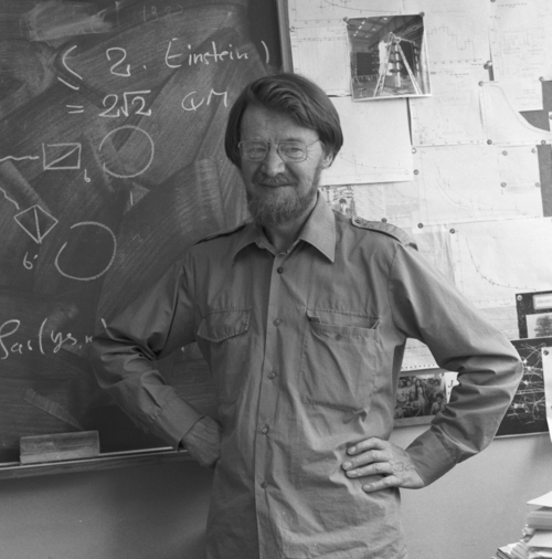 John Bell (physicist)